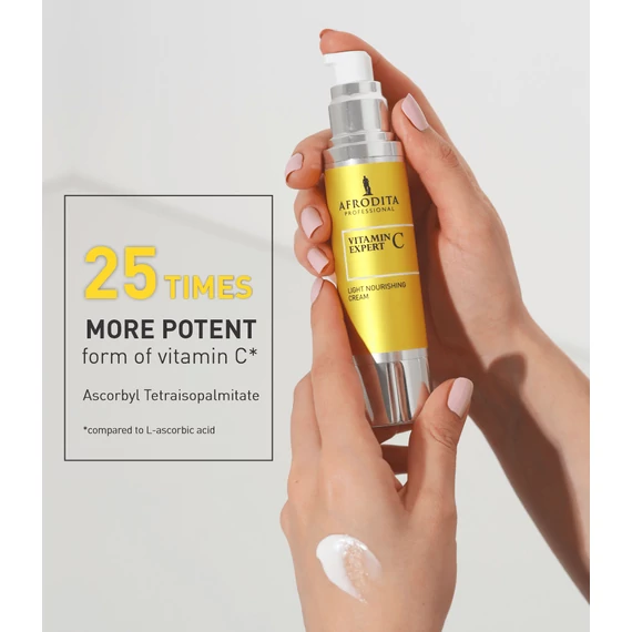 VITAMIN C EXPERT Könnyű tápláló krém normál, száraz bőrtípusra